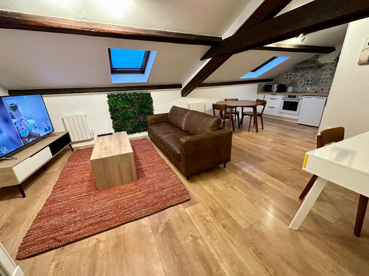 A4 Jacuzzi, Artem, Thermal Apartment Nancy